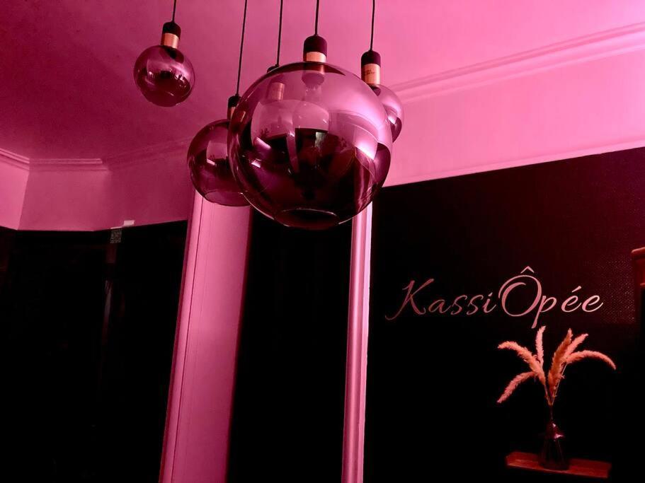 Suite Kassiopee, Romantisme, Balneo, Sauna Quimperlé Exterior foto